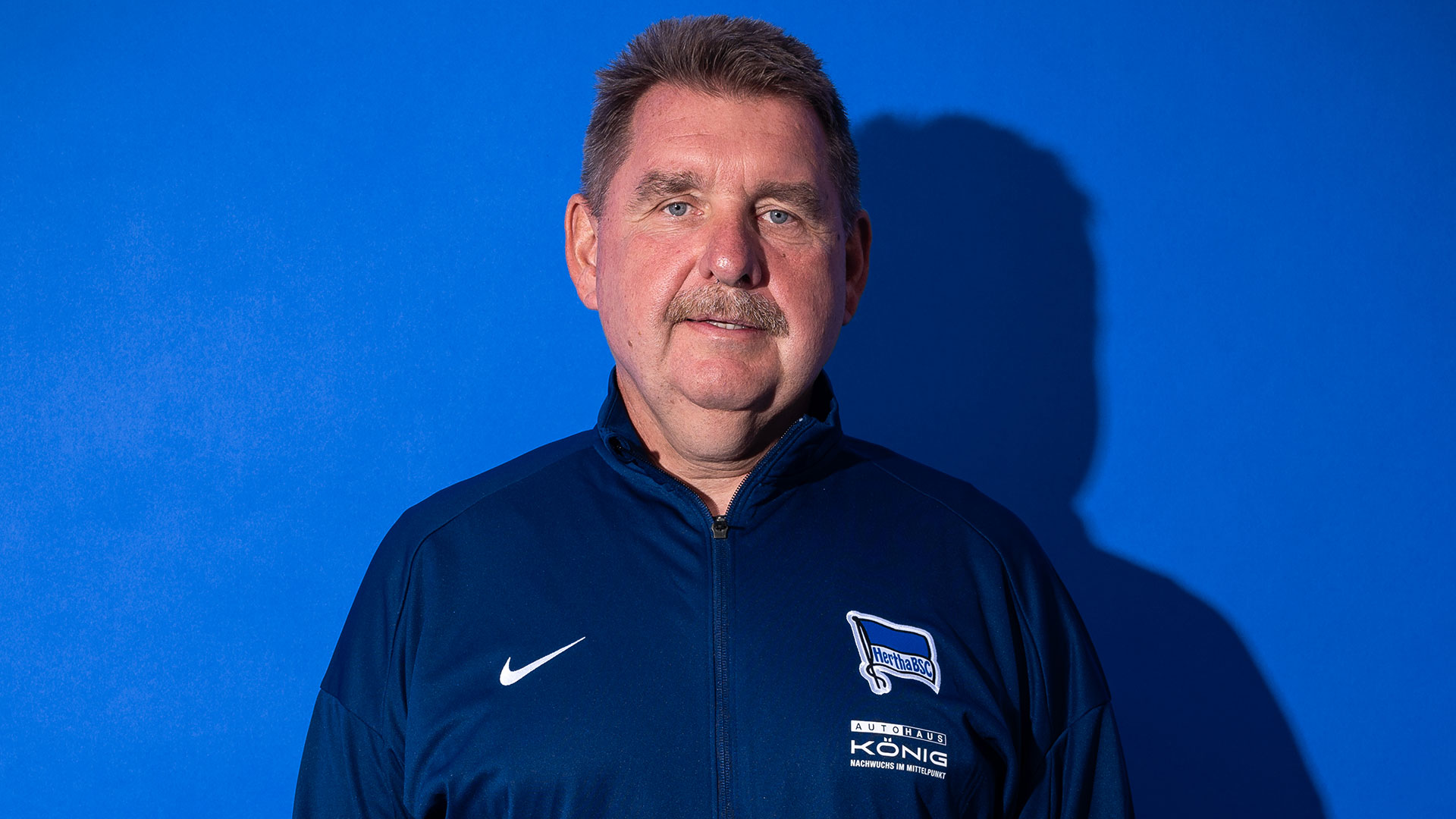 Porträtbild von Dirk Lüdtke