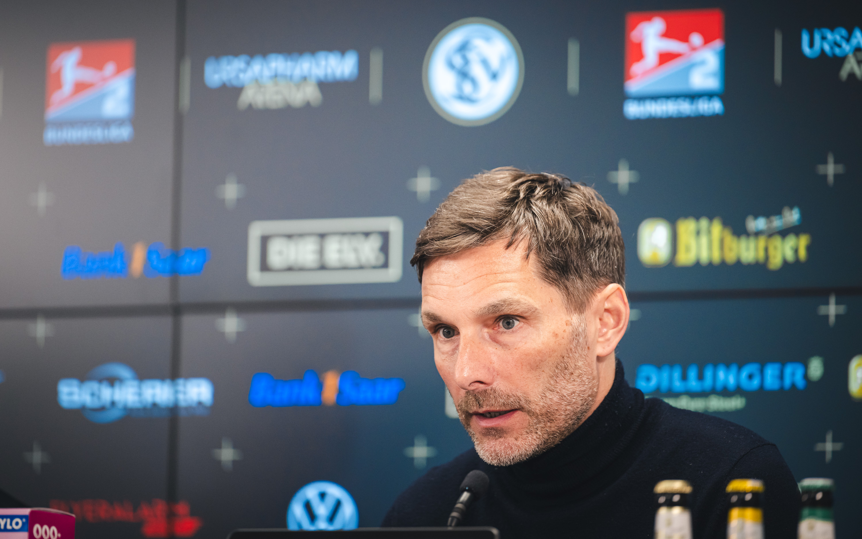 Stefan Leitl auf der PK nach dem Spiel in Elversberg.