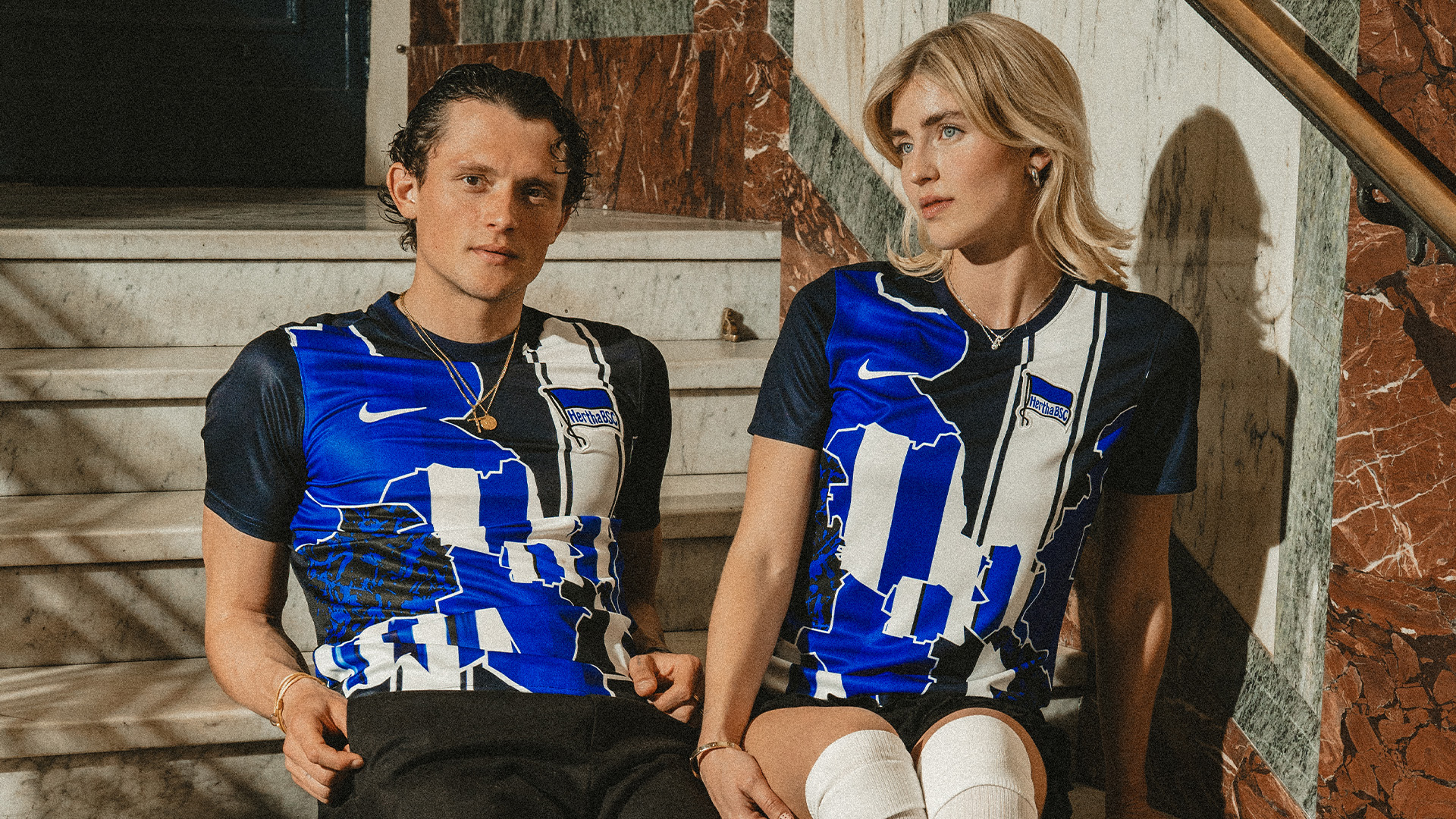 Fabian Reese und Johanna Grünewald im Legacy Jersey.