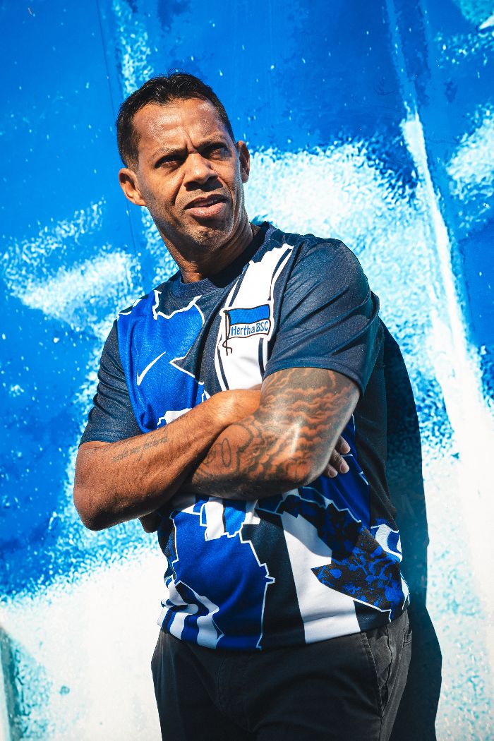 Marcelinho im Legacy Jersey