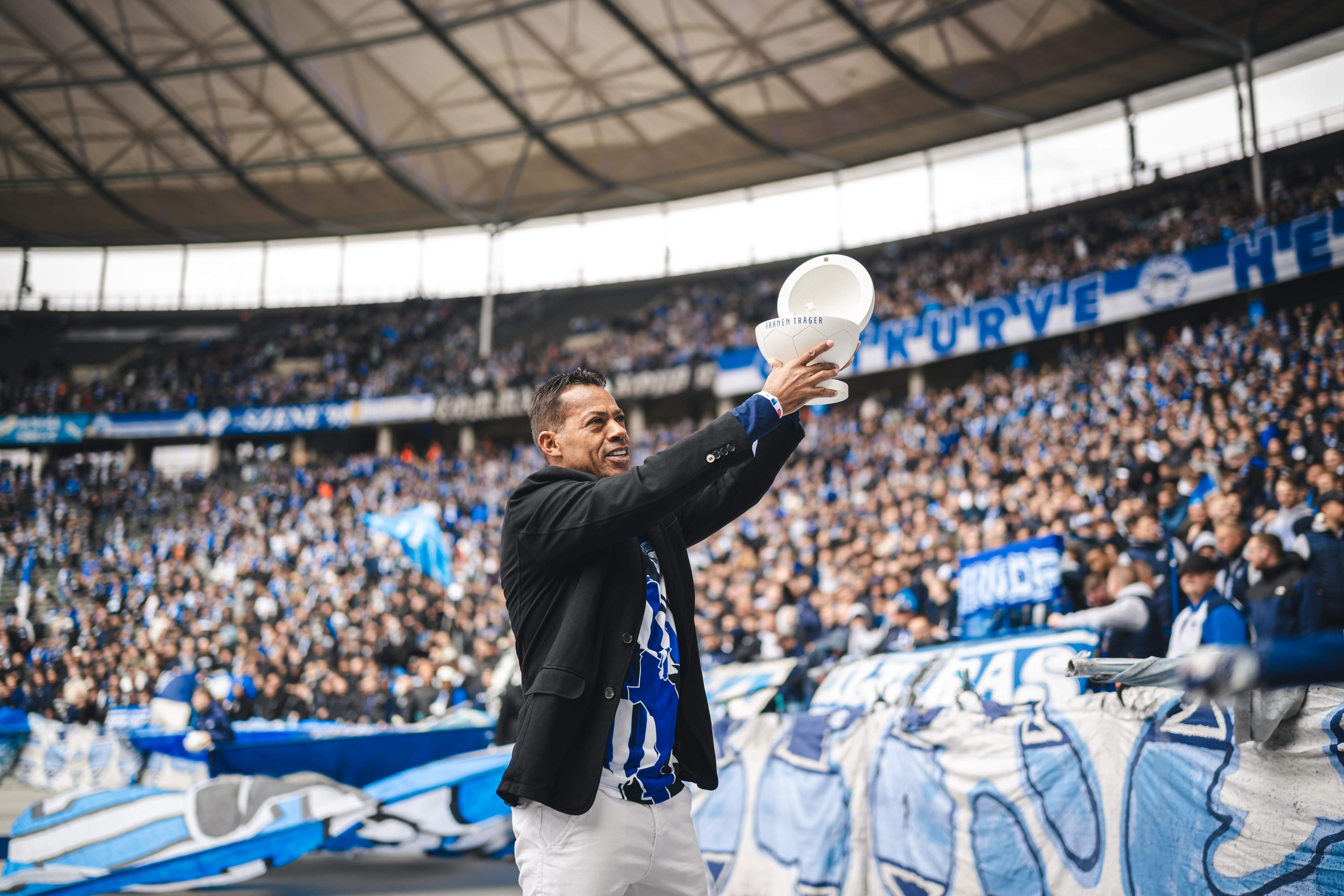 Marcelinho in der Ostkurve.