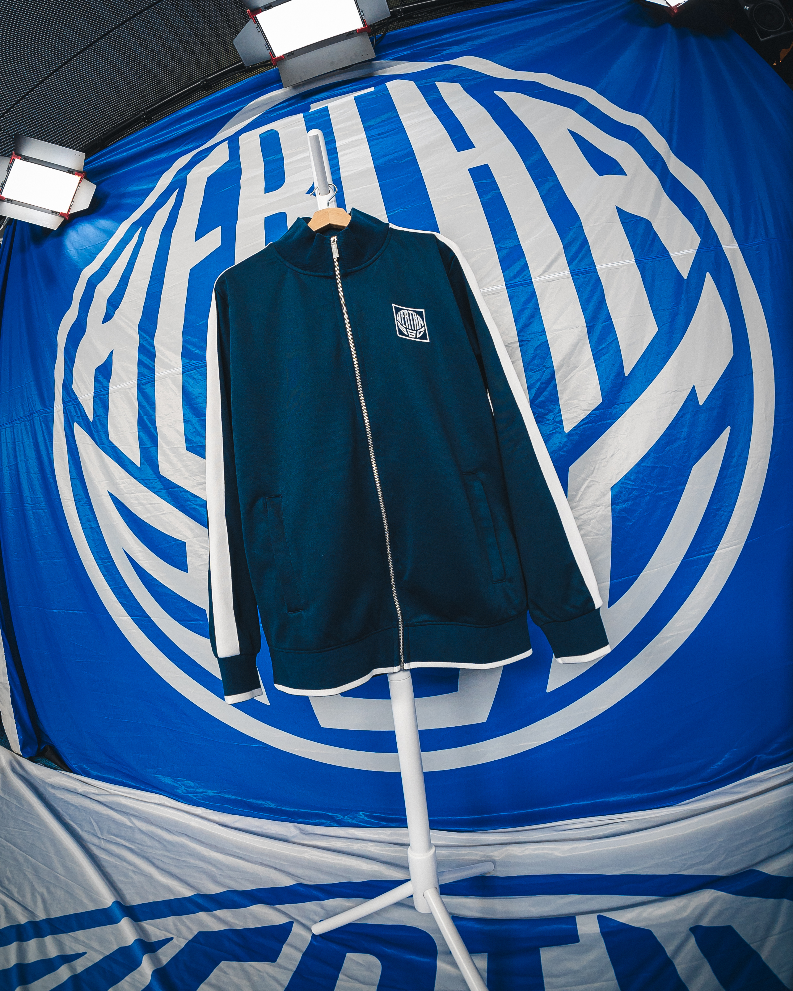 Die Discoball-Jacke.