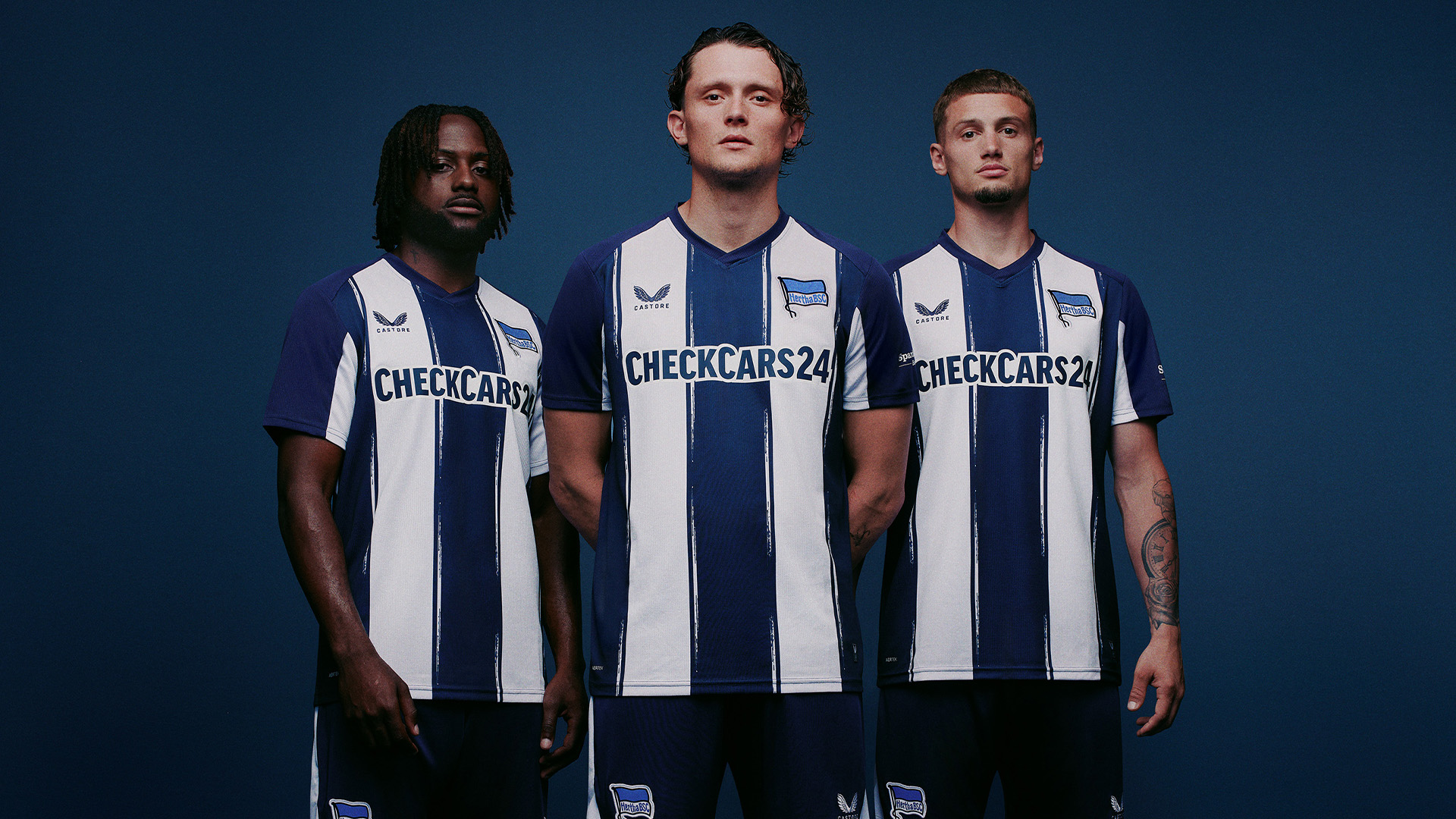 Das neue Castore Heimtrikot 2025/26