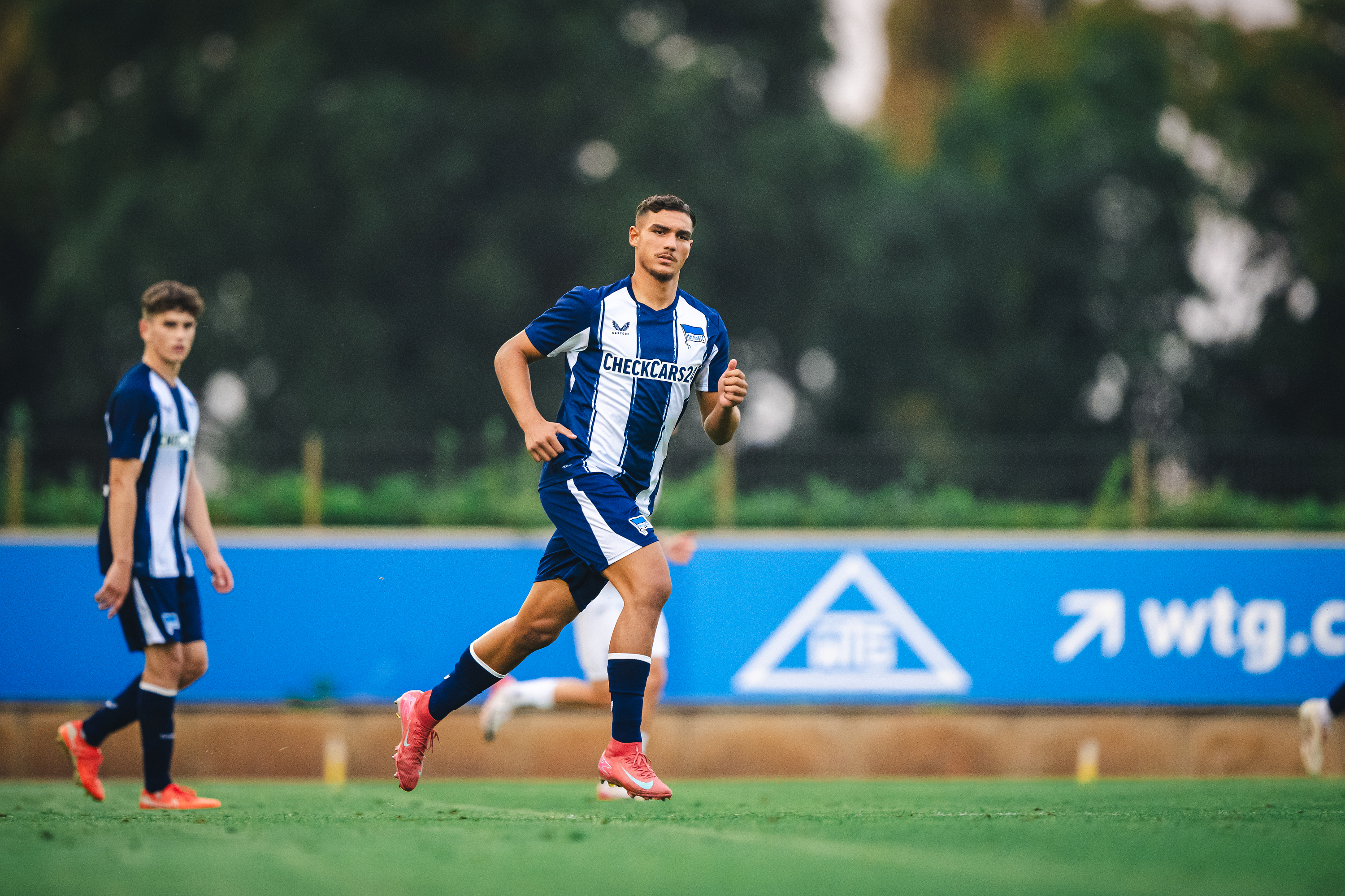 Karim Bellomo für unsere U23 am Ball.