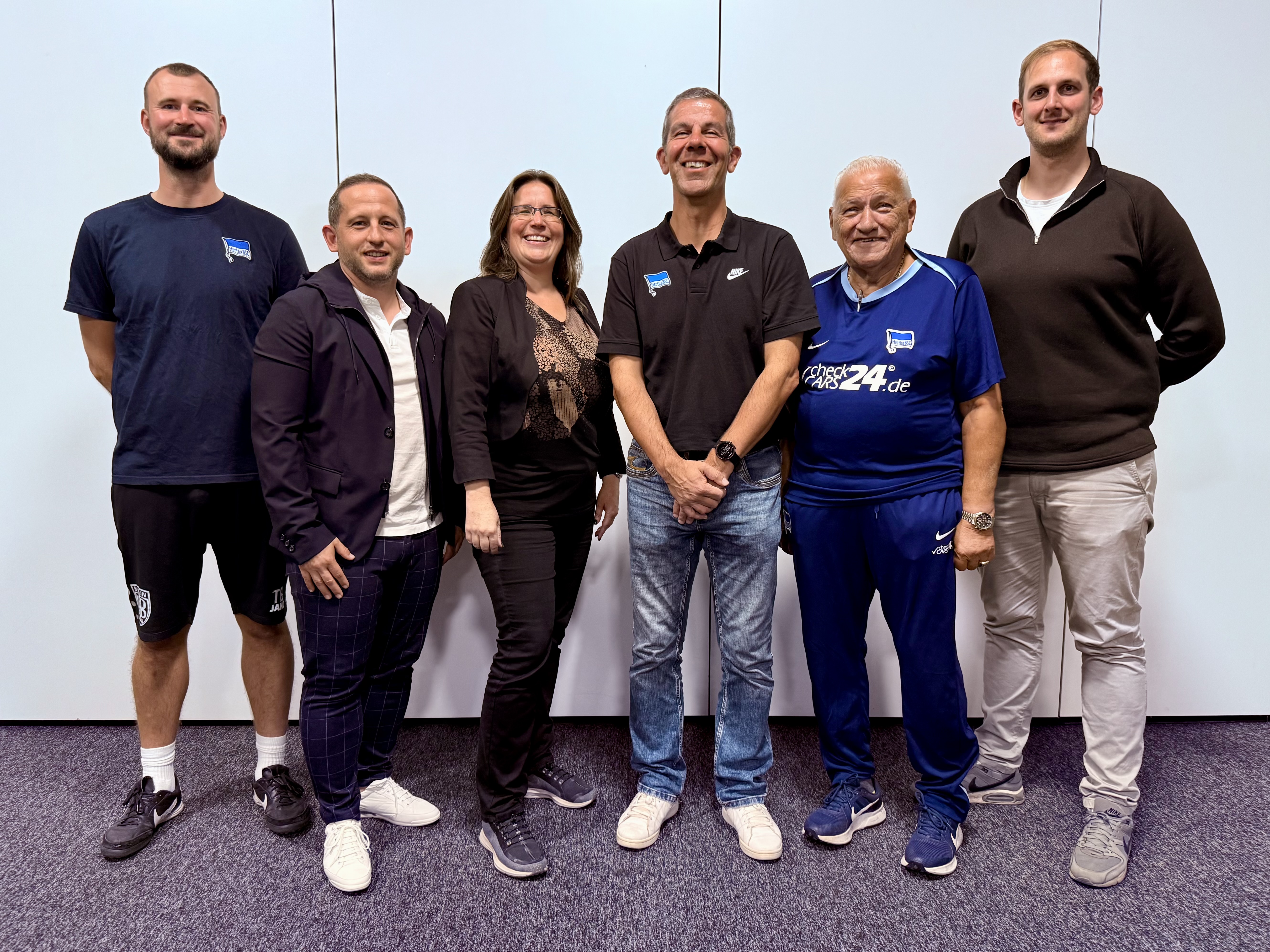 Timm Buchholz, Leonhard Riebe, Dr. Miriam Stoelzel, Andreas Quirin, Peter Heß und Marcel Torba (v.l.) bilden den Amateurvorstand.