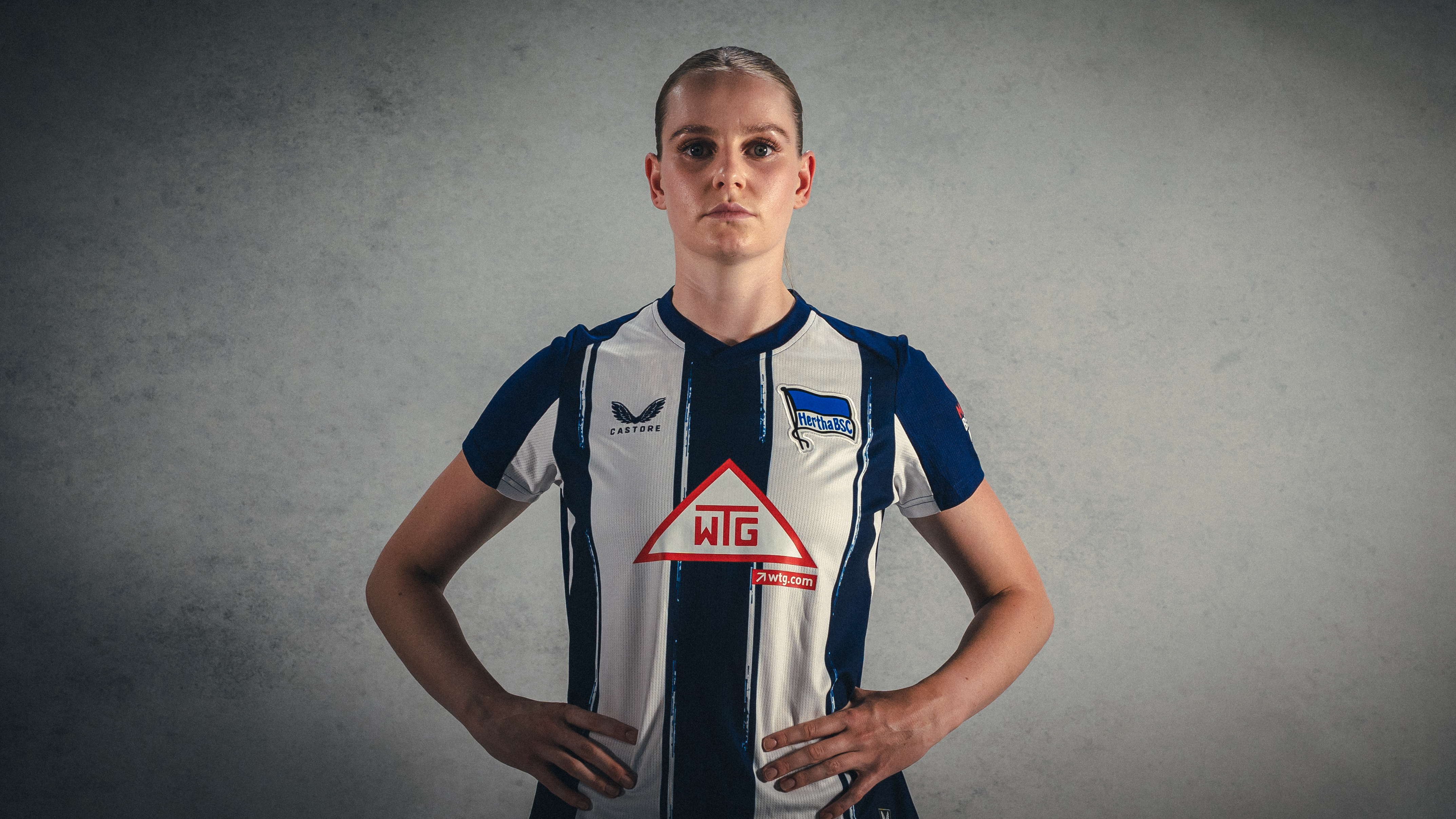Porträtbild von Elina Frieauff.