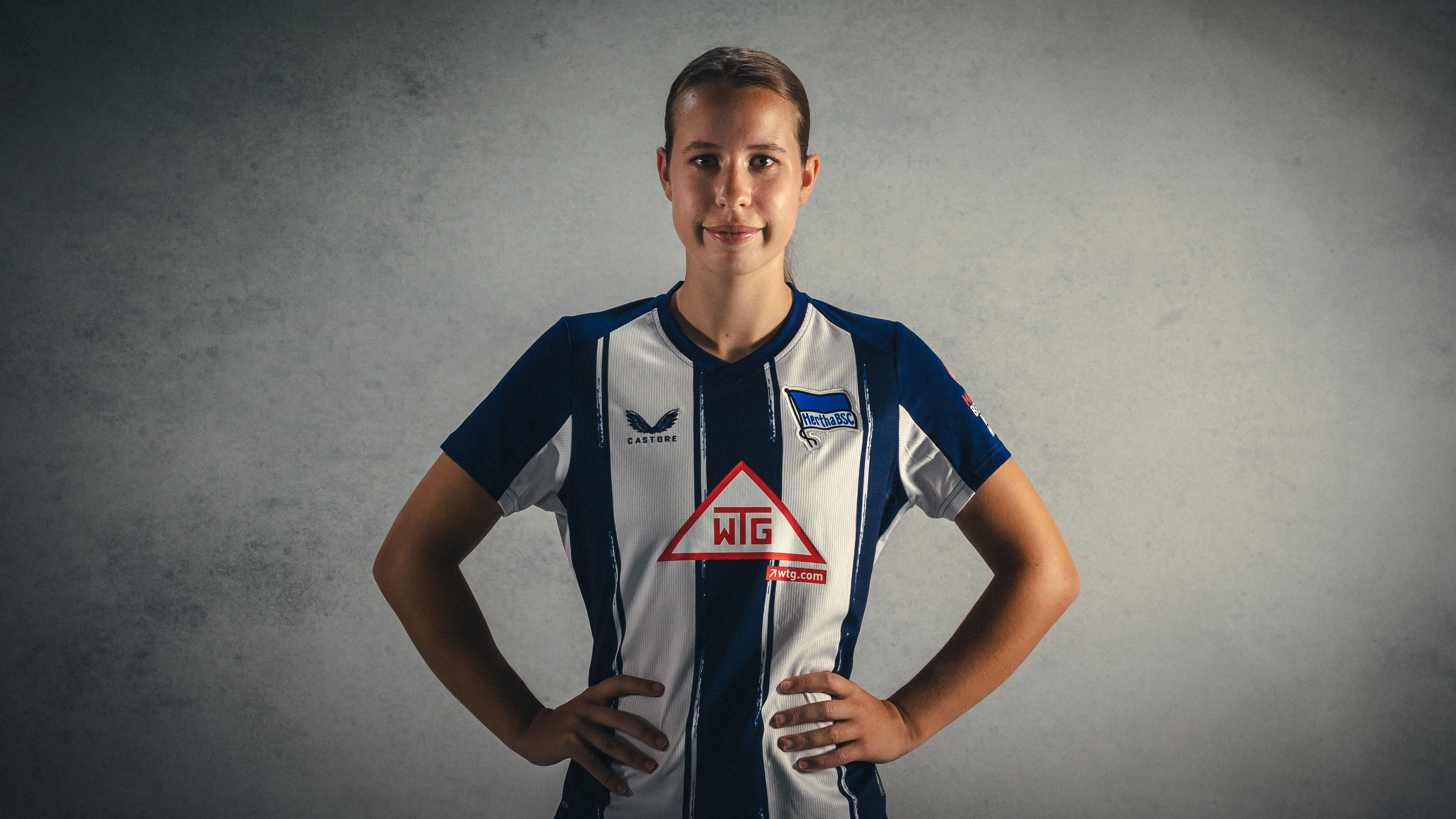 Porträtbild von Nora Giannori.