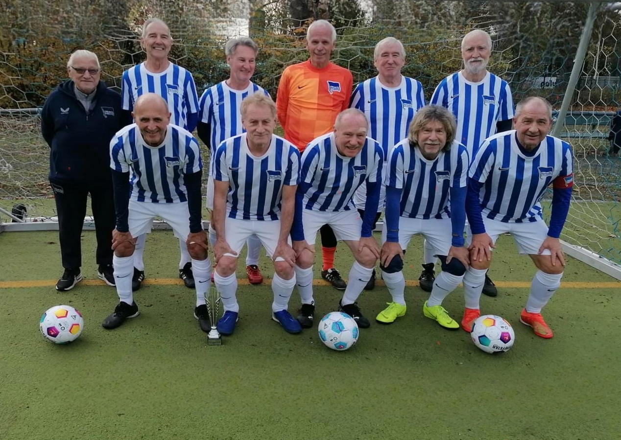 Ein Mannschaftsfoto unserer U70.