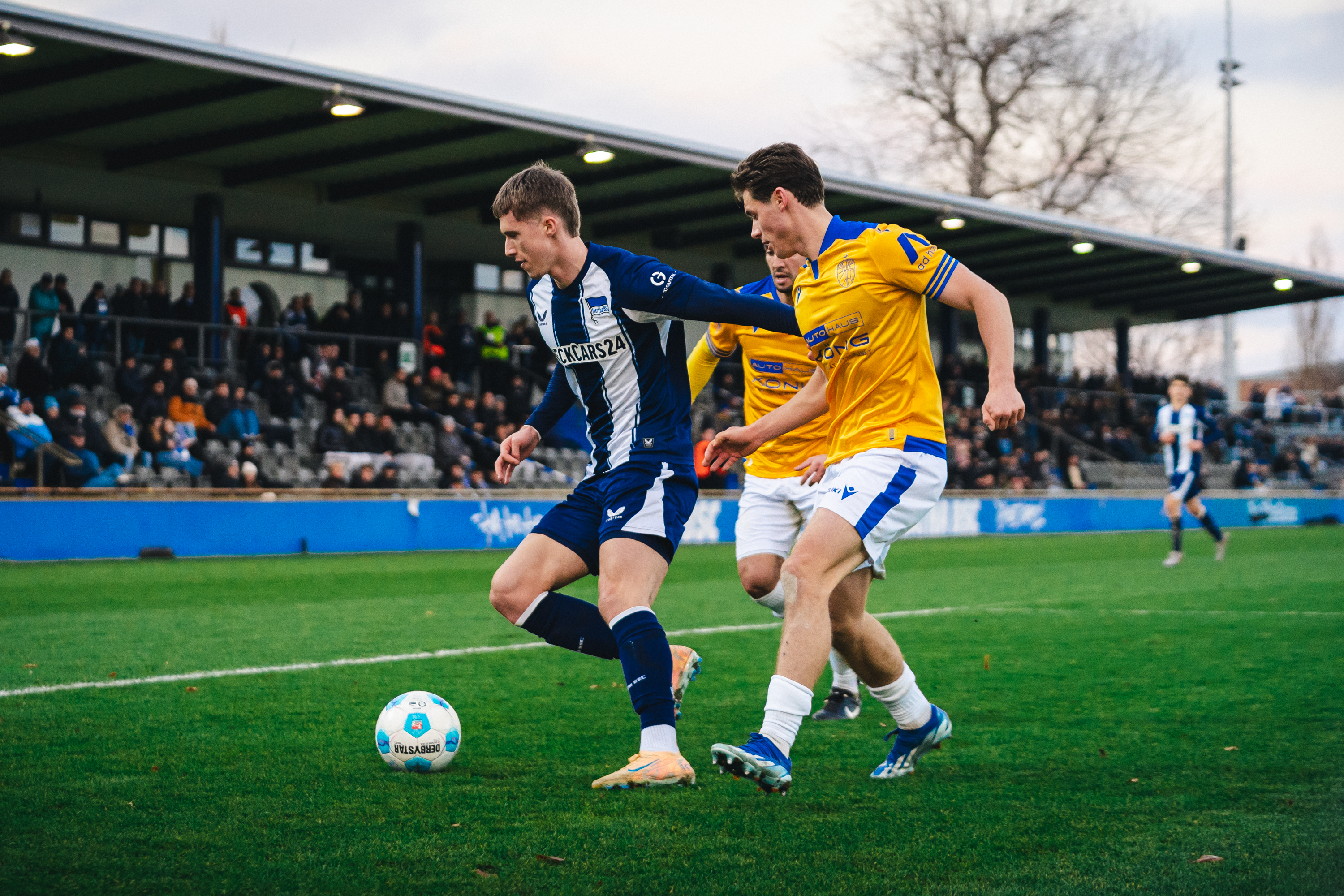 Oliver Rölke im Zweikampf.