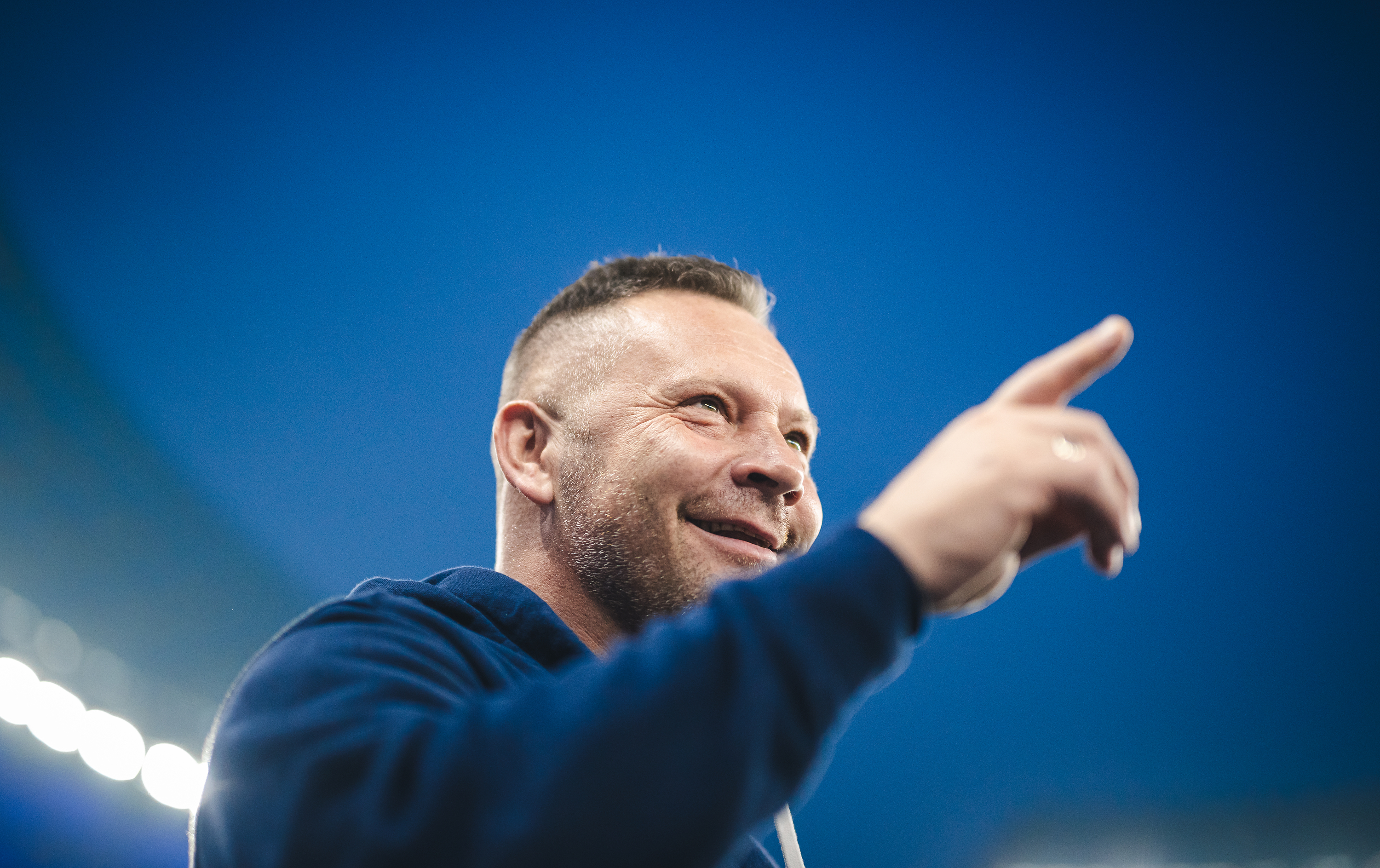 Pál Dárdai lächelnd im Olympiastadion.