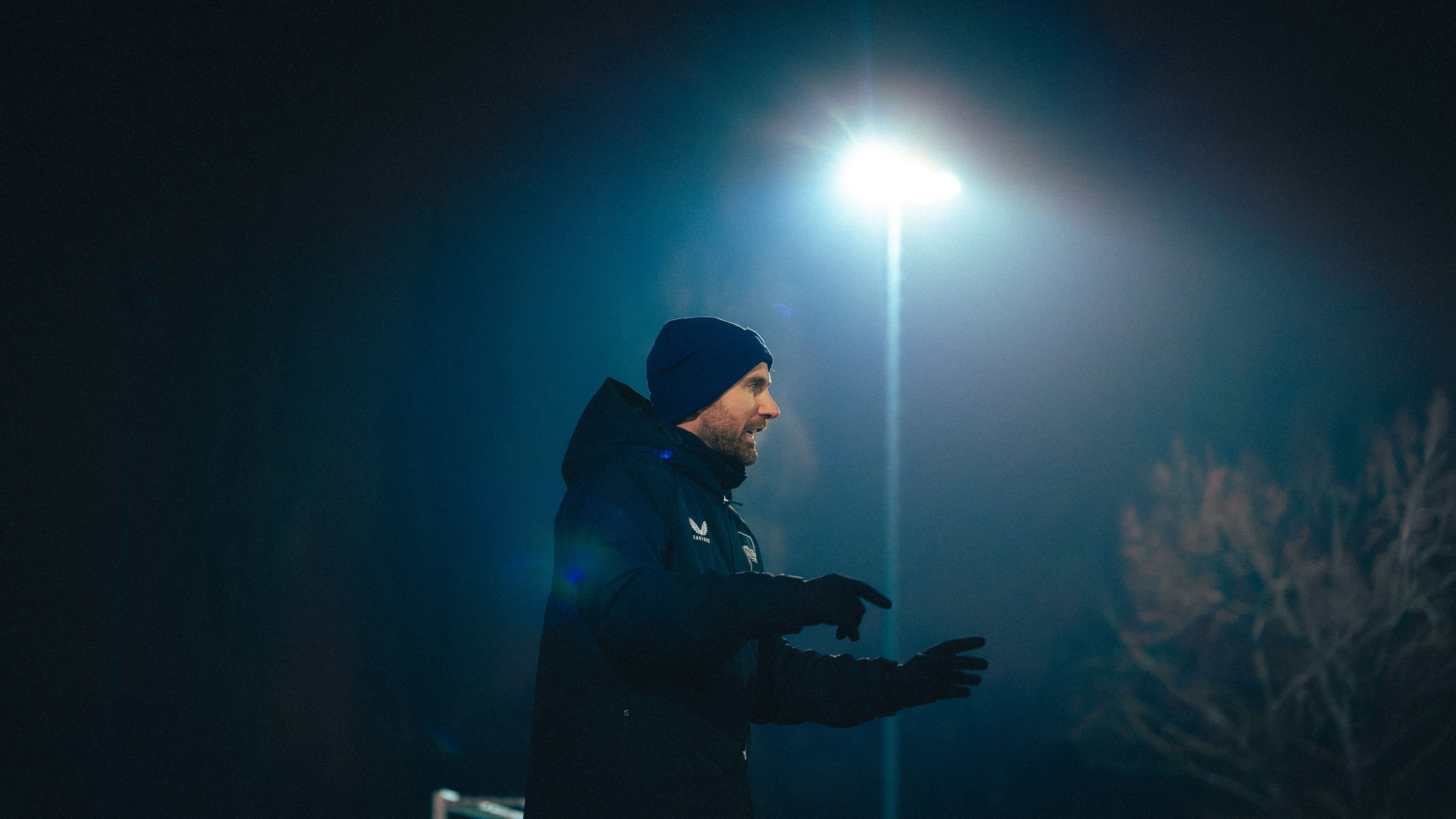 Athletiktrainer Sönke Hachmann beim Auftakttraining