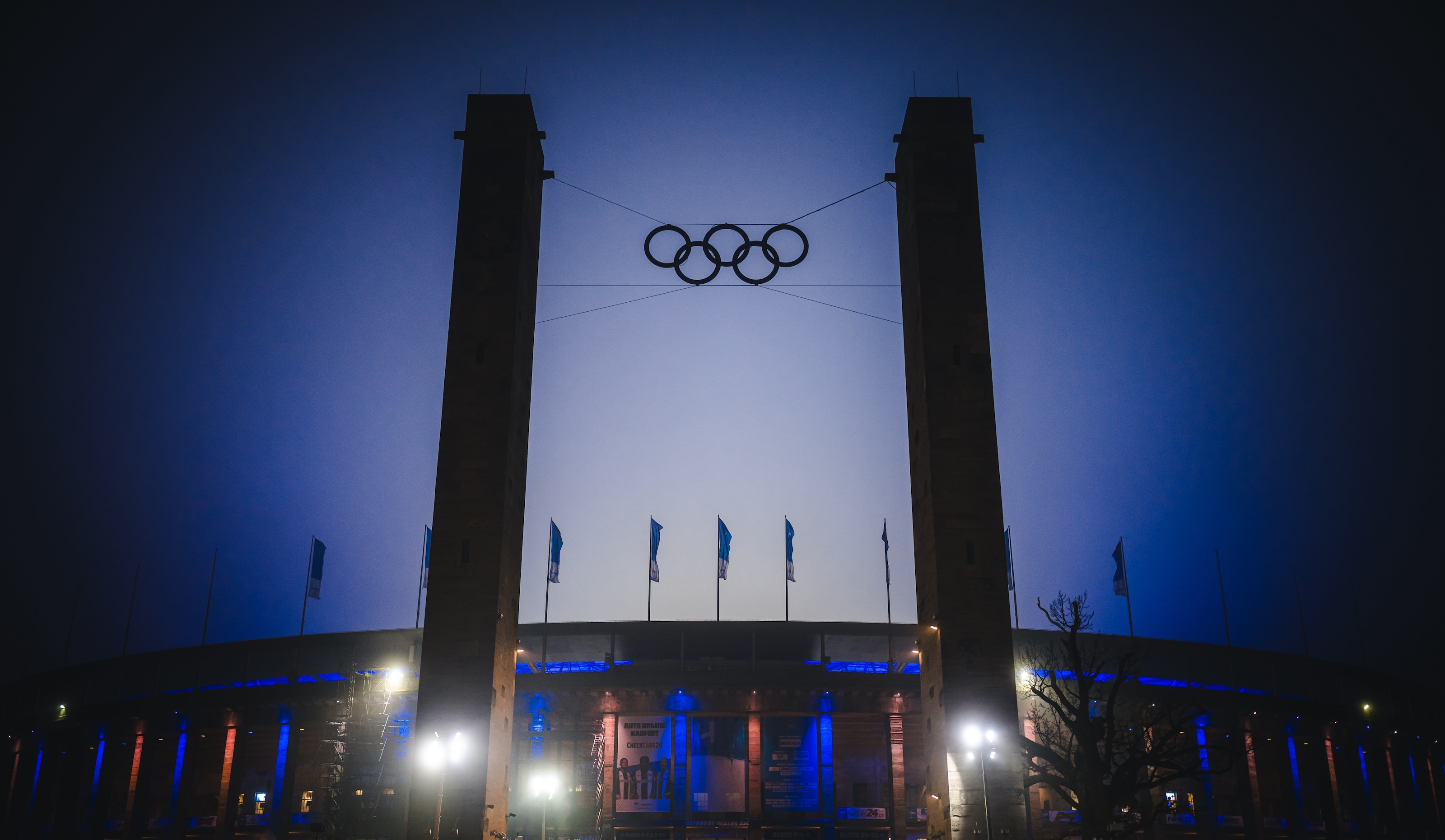 Das Osttor am Olympiastadion.