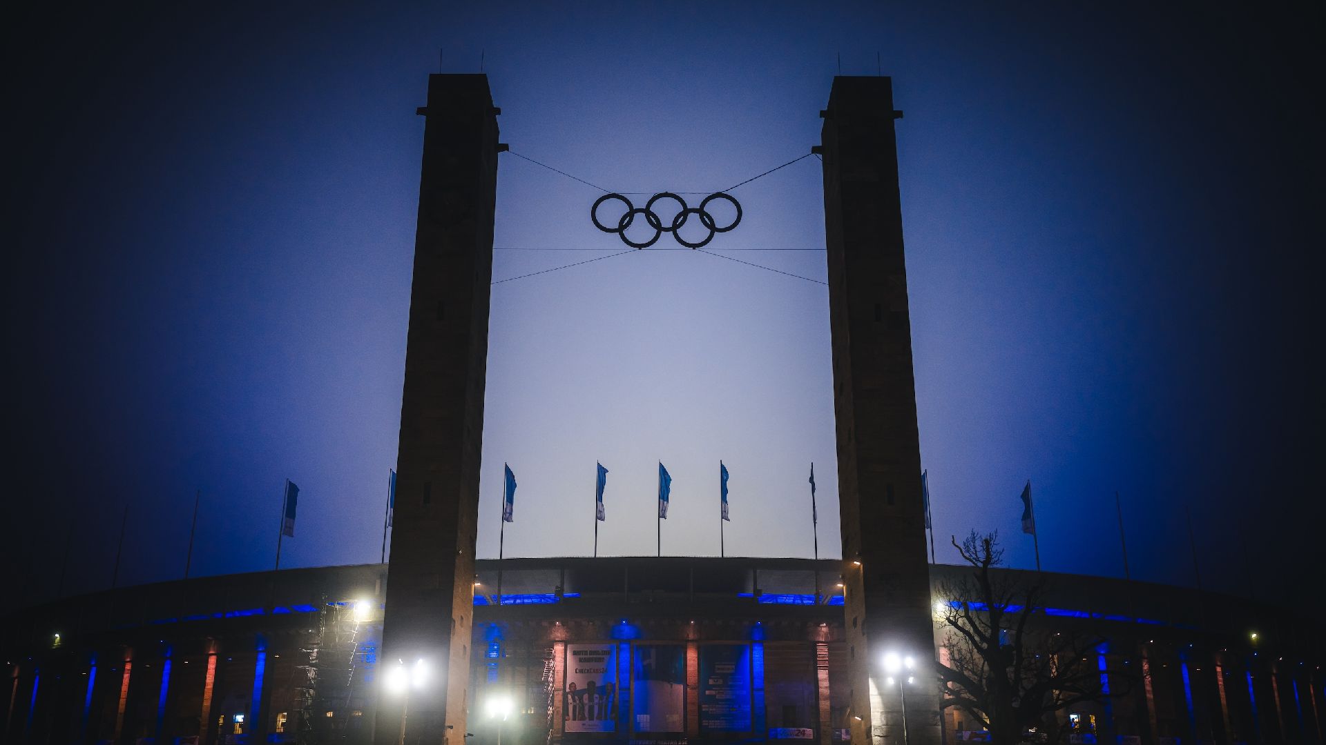 Das Osttor am Olympiastadion.