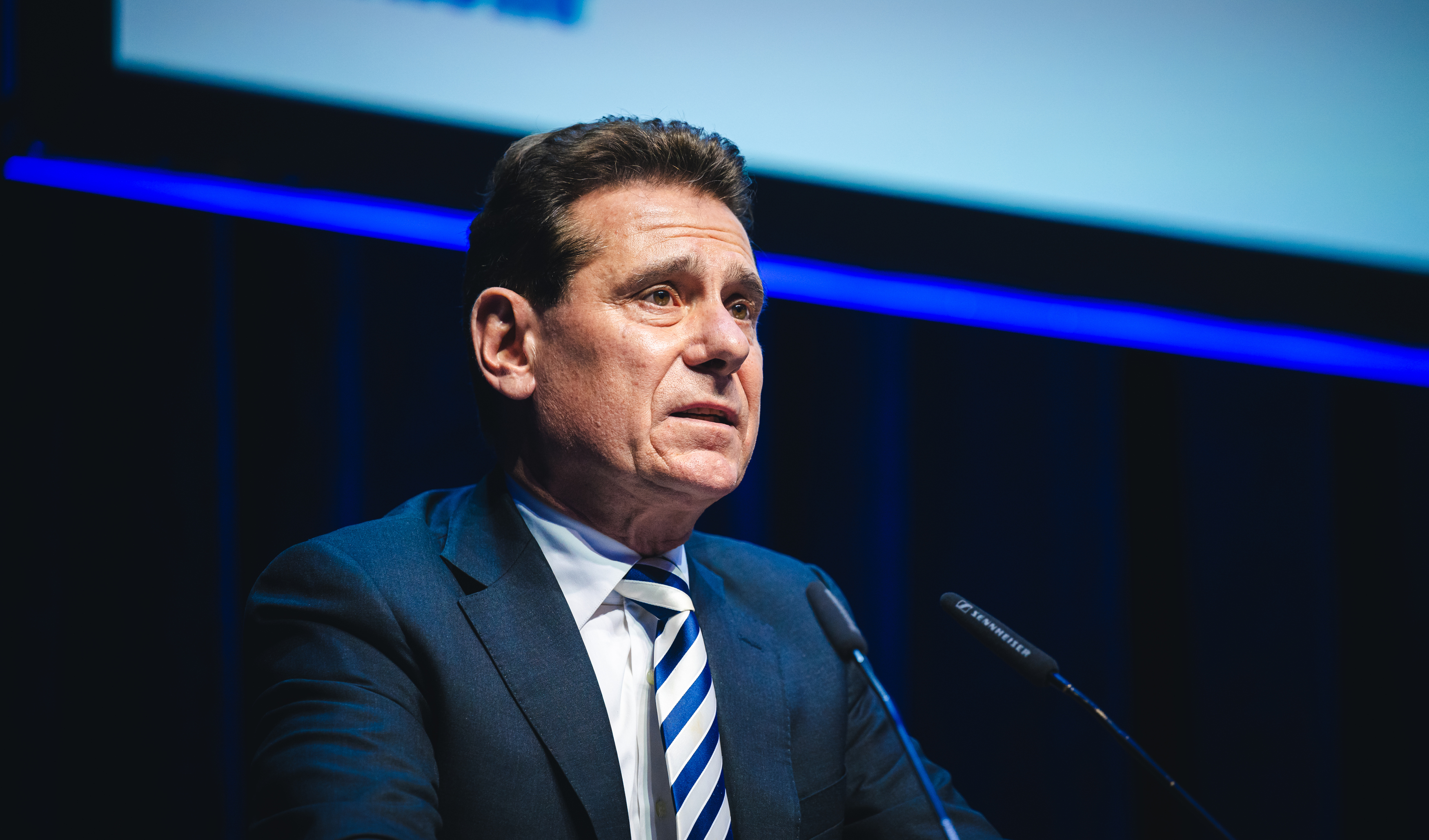 Dr. Torsten-Jörn Klein.