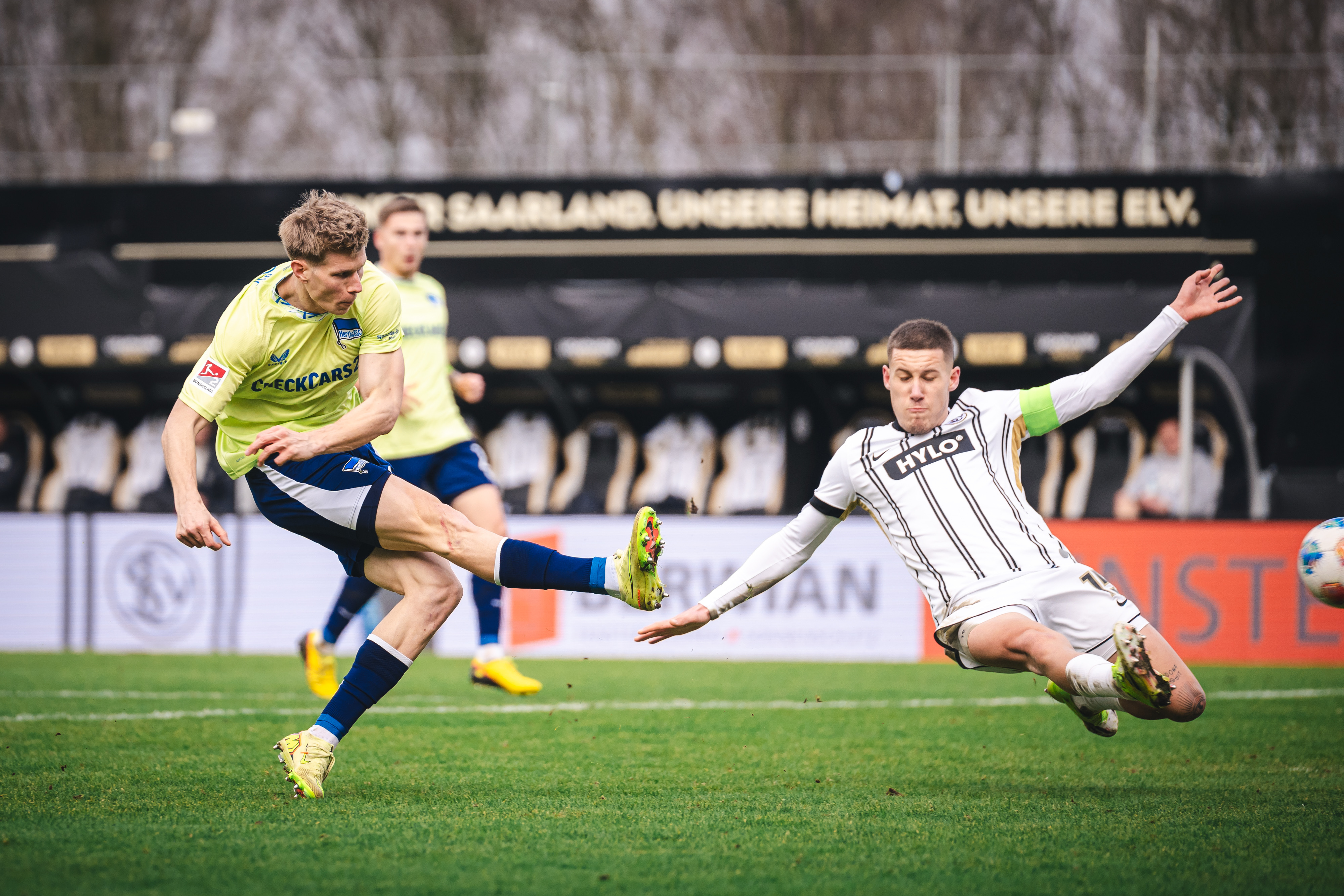 Luca Schuler trifft gegen die SVE.