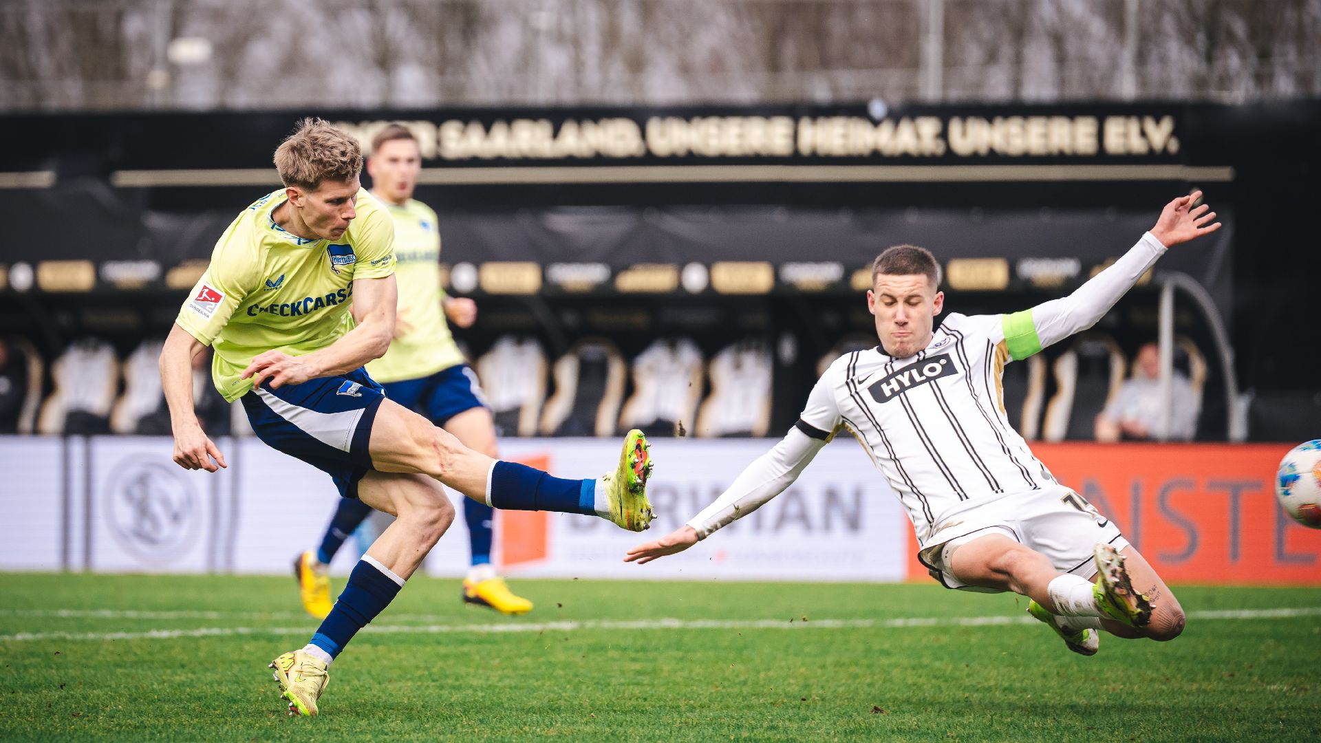 Luca Schuler trifft gegen die SVE.