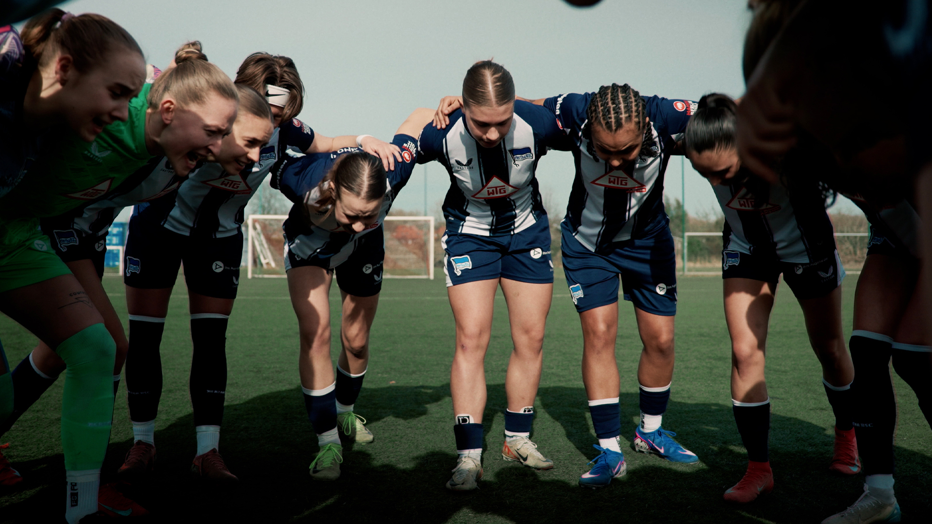 Das Thumbnail für Folge vier der Doku ‚SIE'.