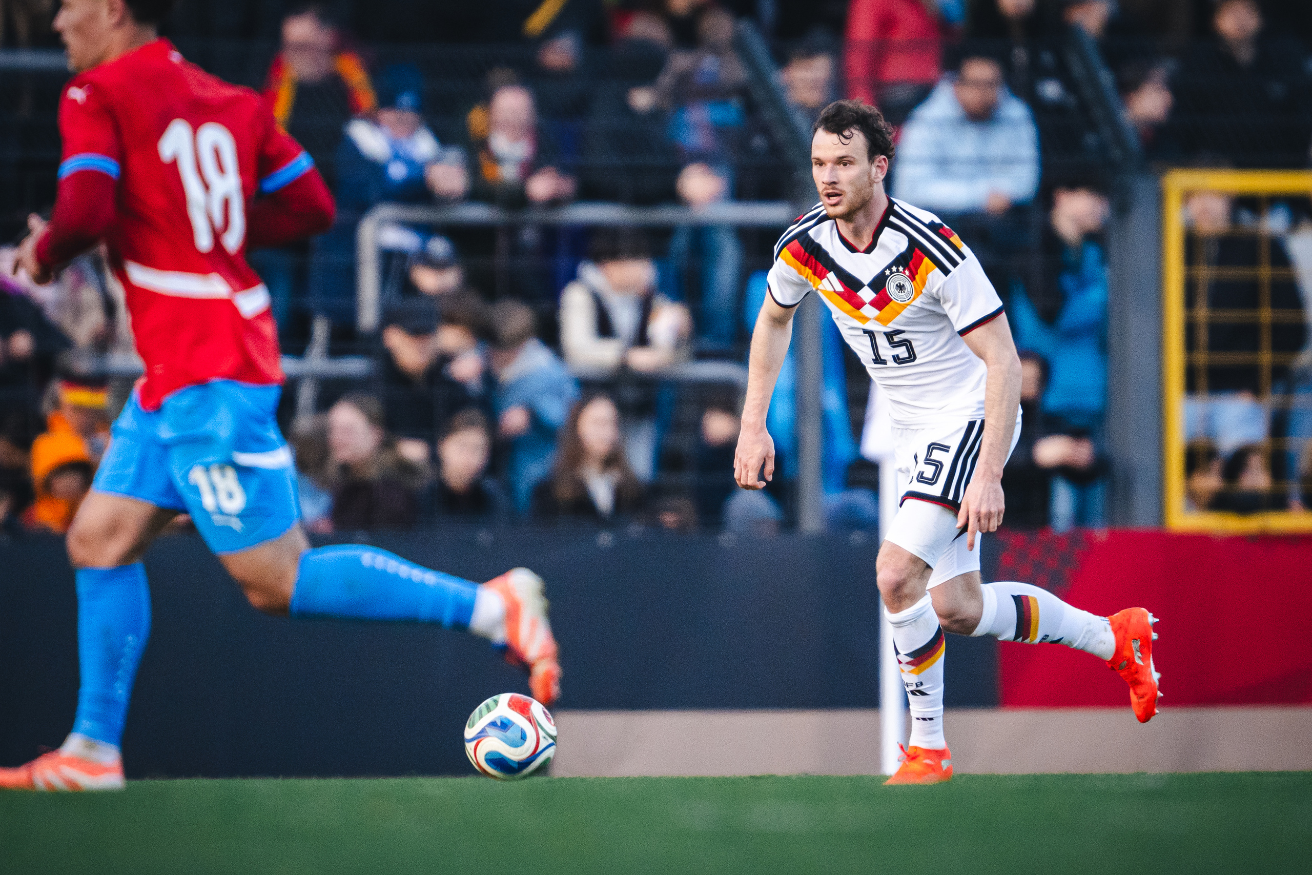 Pascal Klemens im Trikot des DFB.