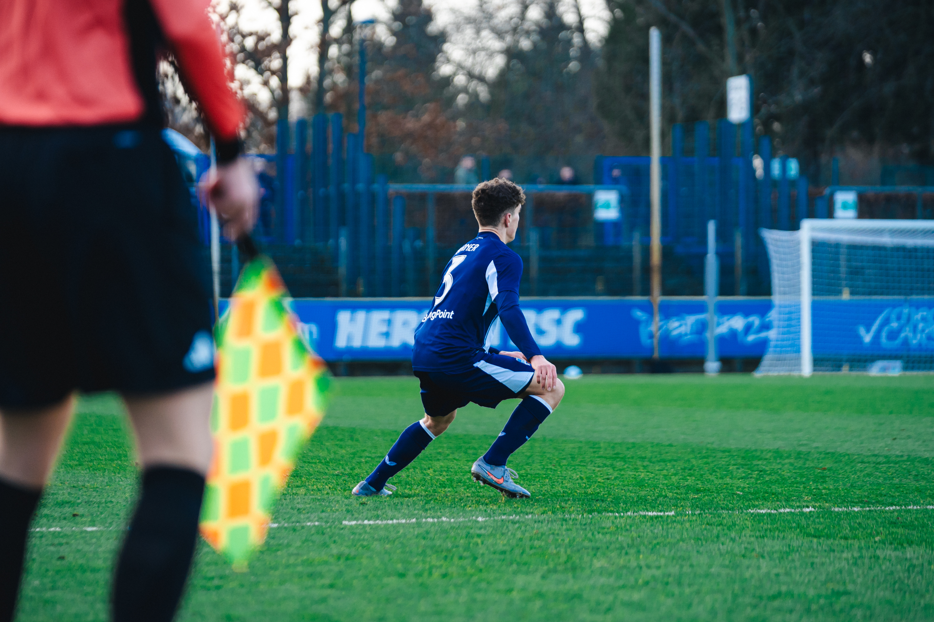 Janne Berner läuft über den Platz.