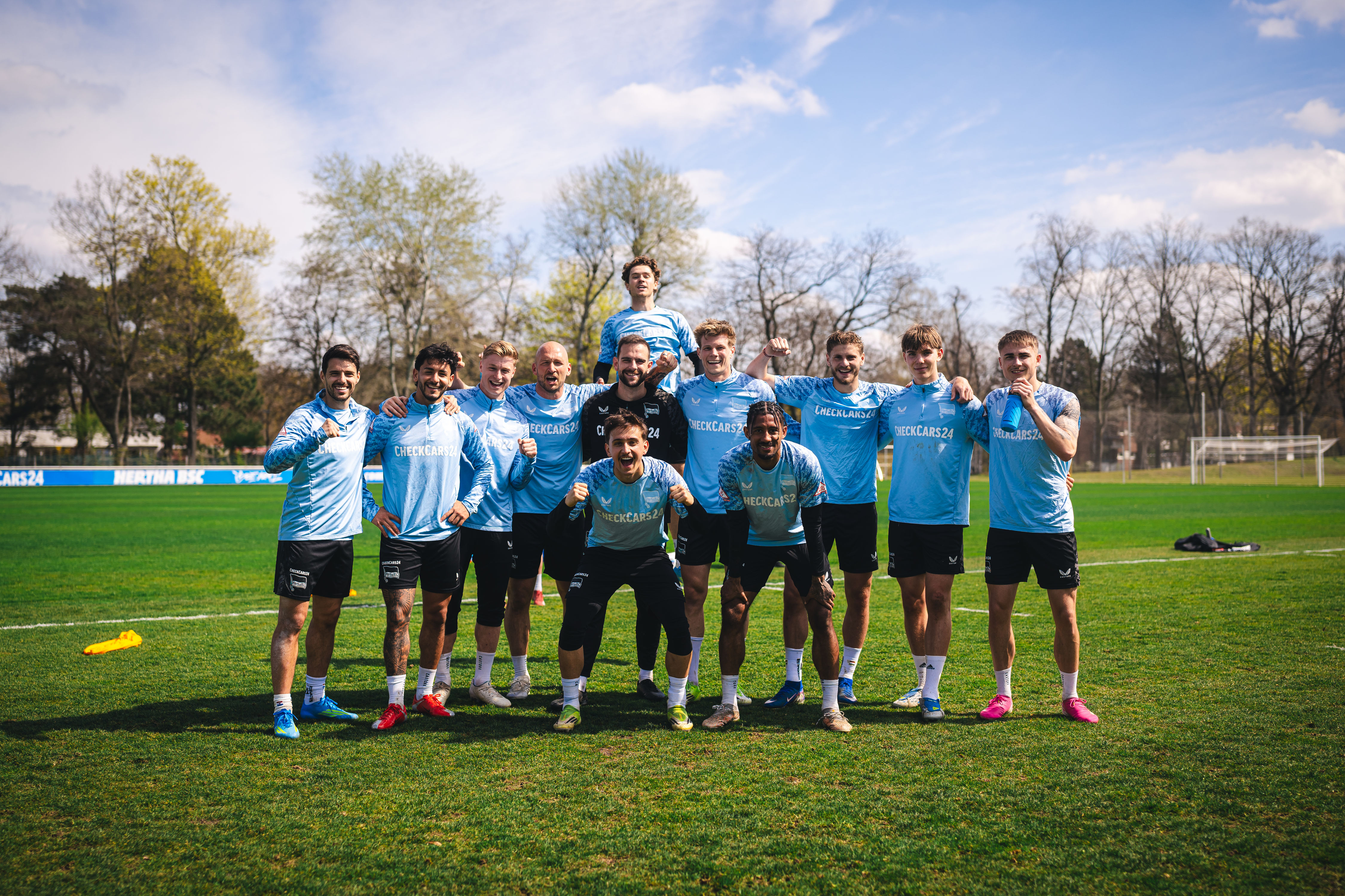 Teamfoto beim Training am Mittwochmittag.