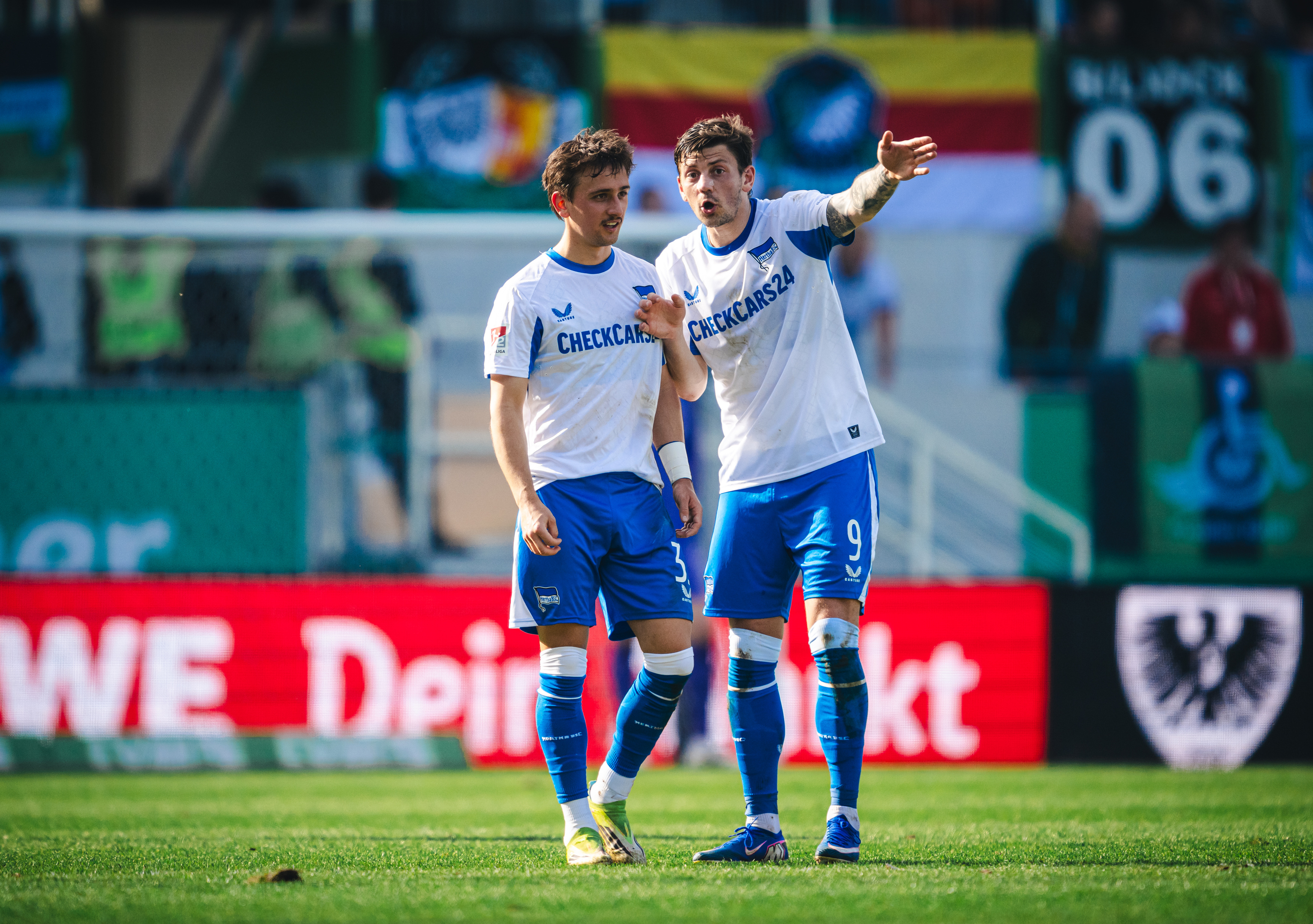 Michał Karbownik und Dawid Kownacki.