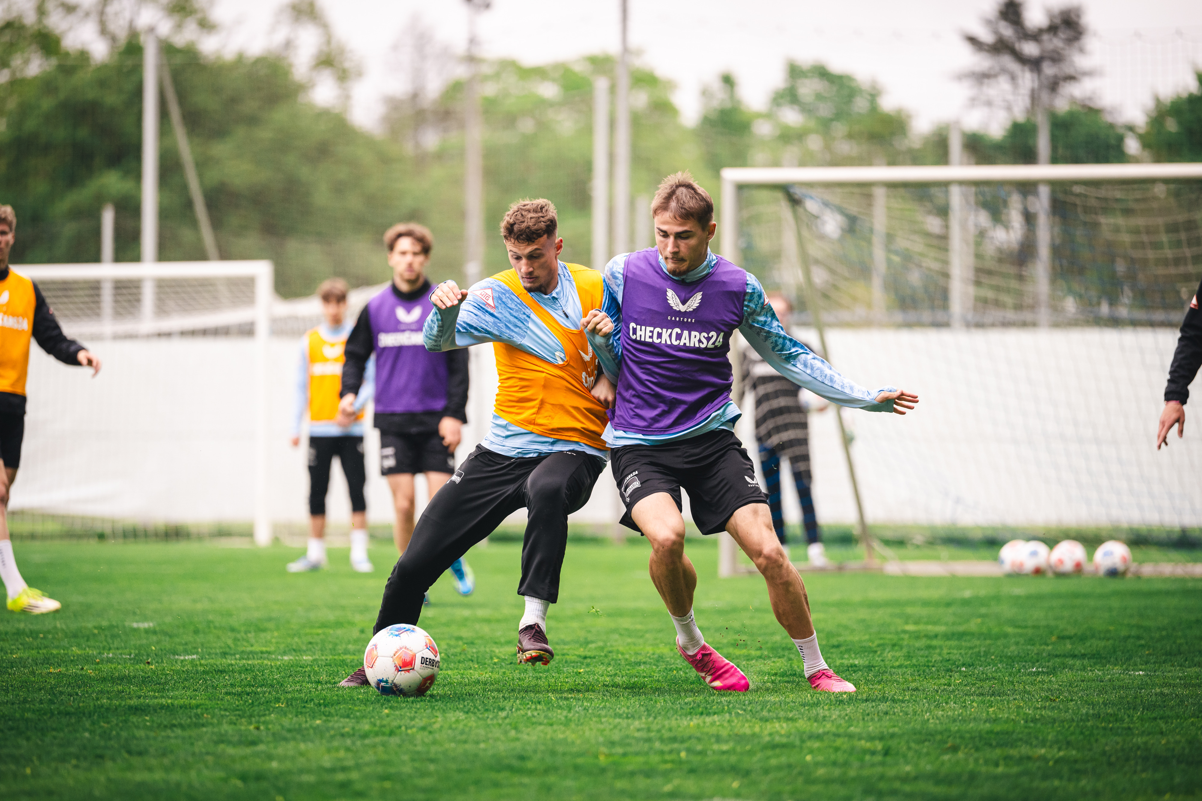 Zweikampf im Training.