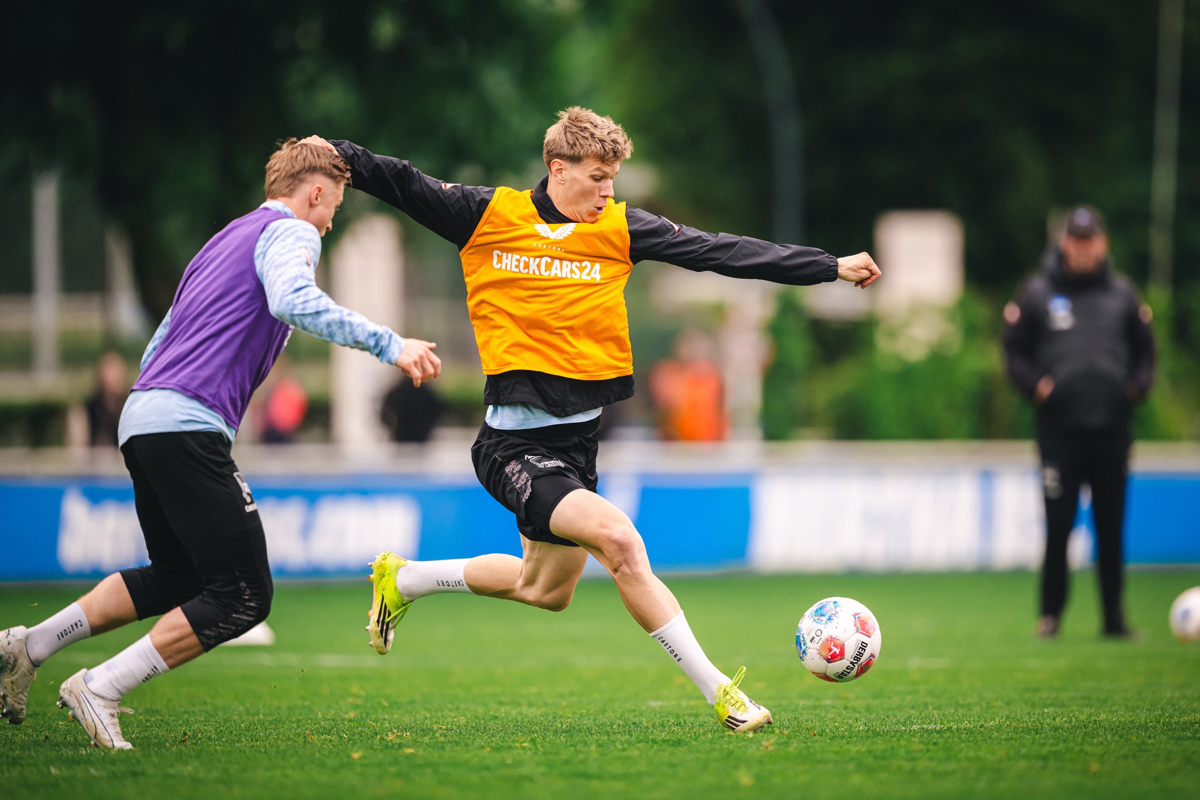 Luca Schuler bei einem Abschluss.