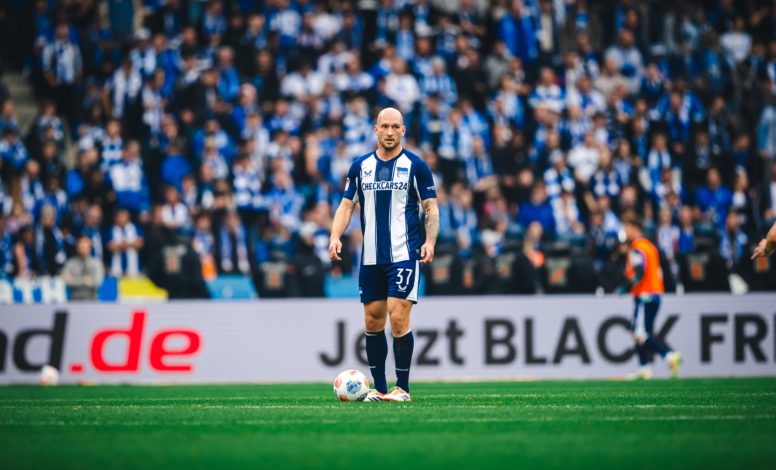 Toni Leistner am Ball.