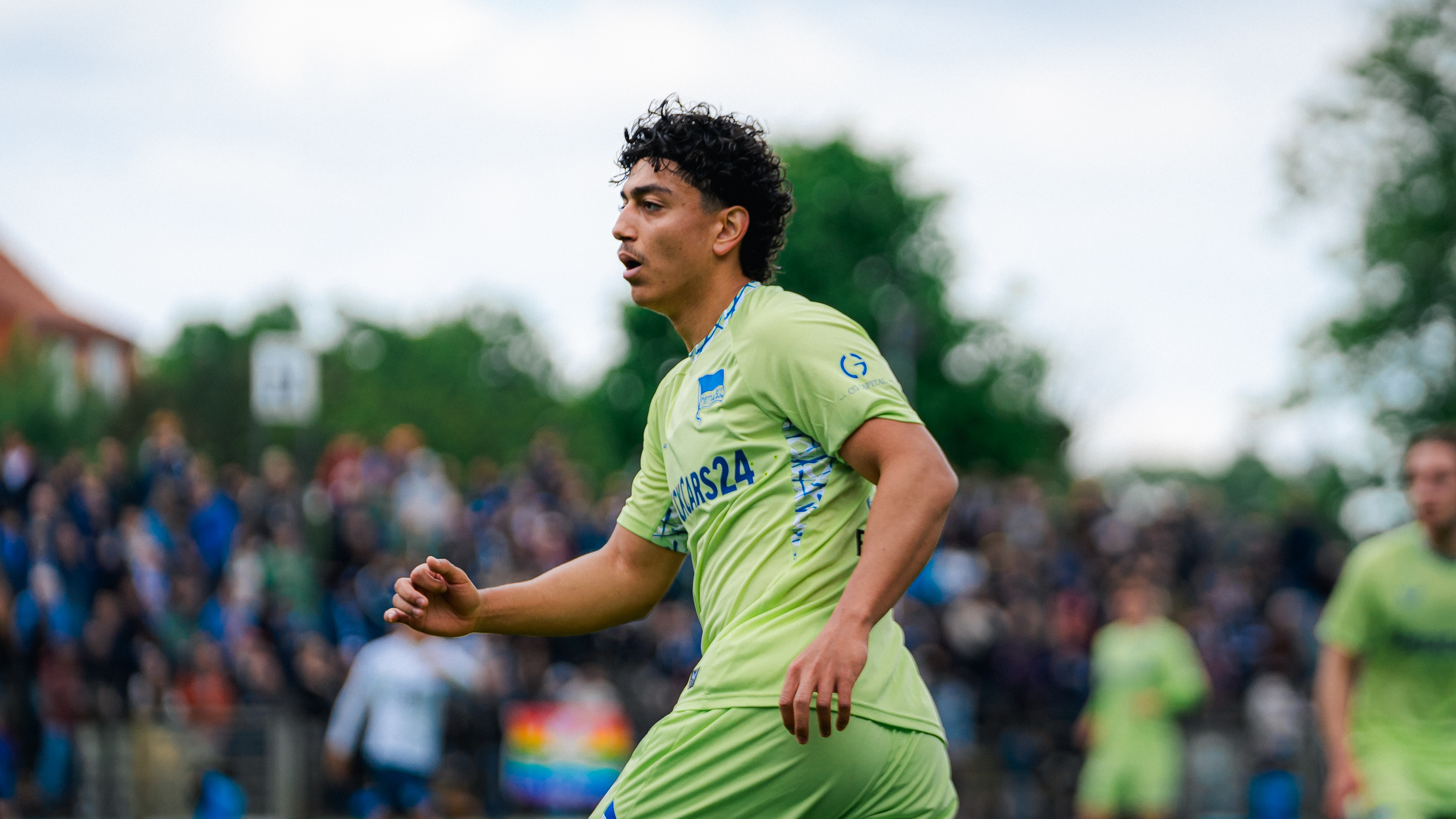 Eliyas Strasner im Einsatz für unsere U23 in Babelsberg.
