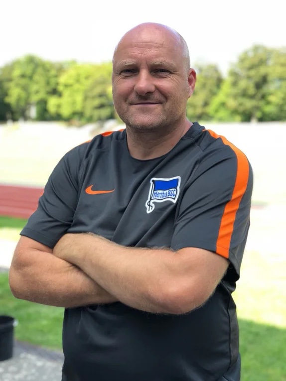 Armin Prill, ehemaliger Trainer unserer 3. Herren, der aktuell auf eine Stammzellspende angewiesen ist.